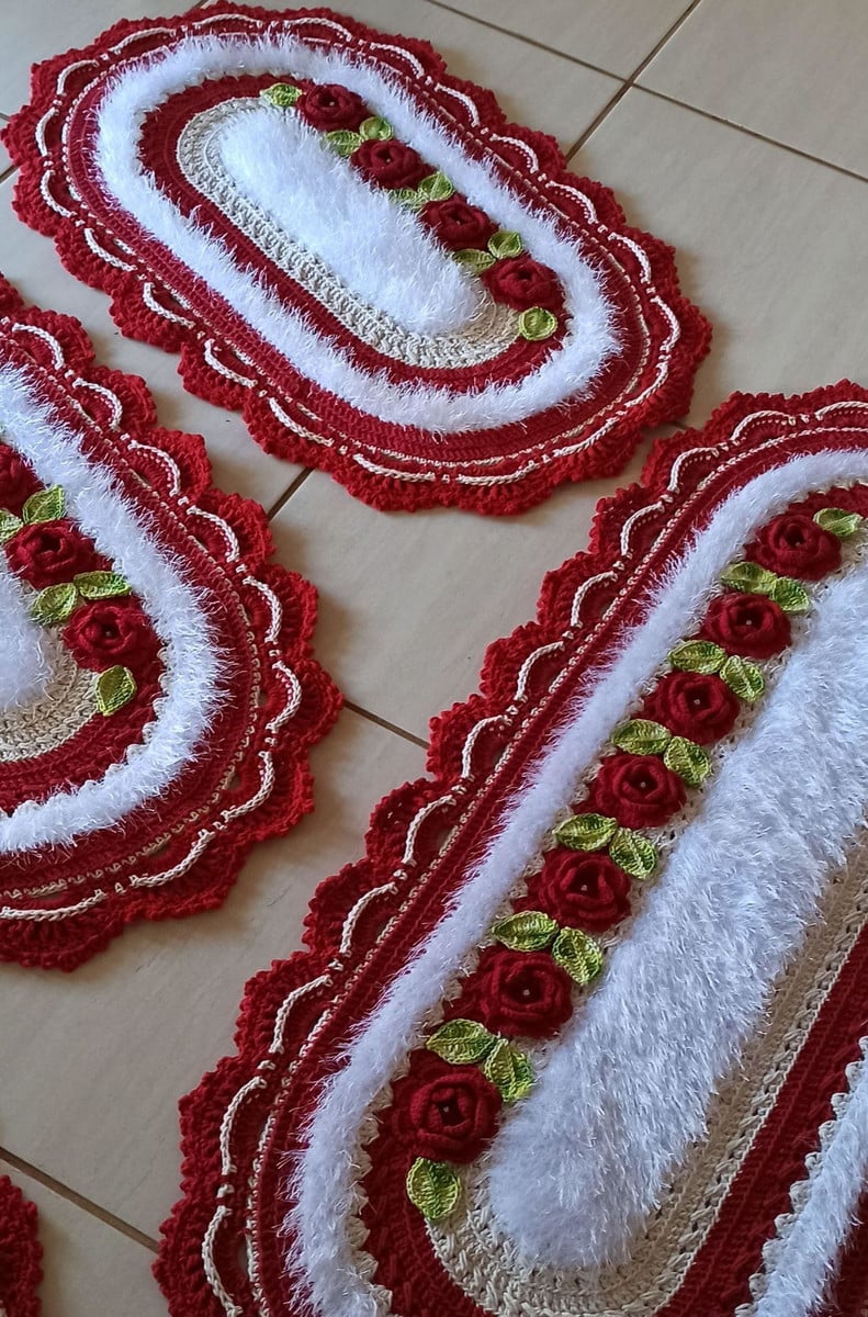 jogo-de-cozinha-com-flores-tapete-de-croche